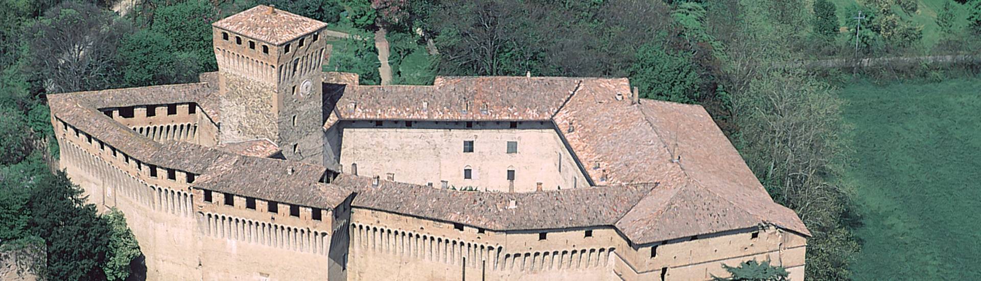 Castello di Montechiarugolo - Panorama photo credits: |Luca Trascinelli| - Luca Trascinelli